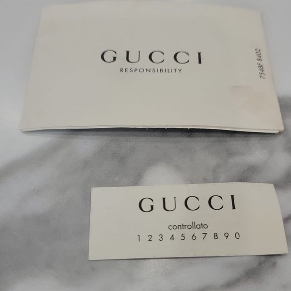 Gucci GG MARMONT MEDIUM SHOULDER BAG - Picture 8 of 8